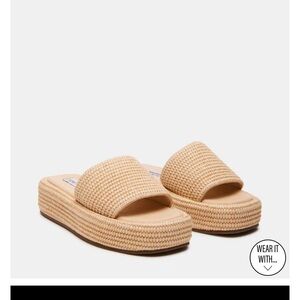 Steve Madden BEACHY NATURAL Size 10 (worn once)